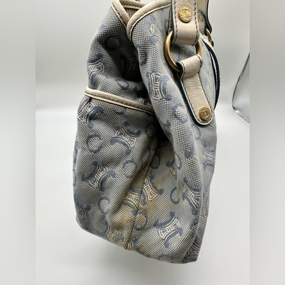 Celine
Celine Blue/White Monogram Canvas and Leather Satchel - Picture 4 of 13